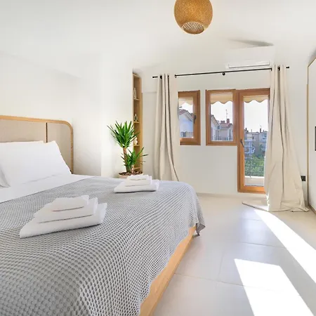 Feriehus Iconic Marevia Beachfront