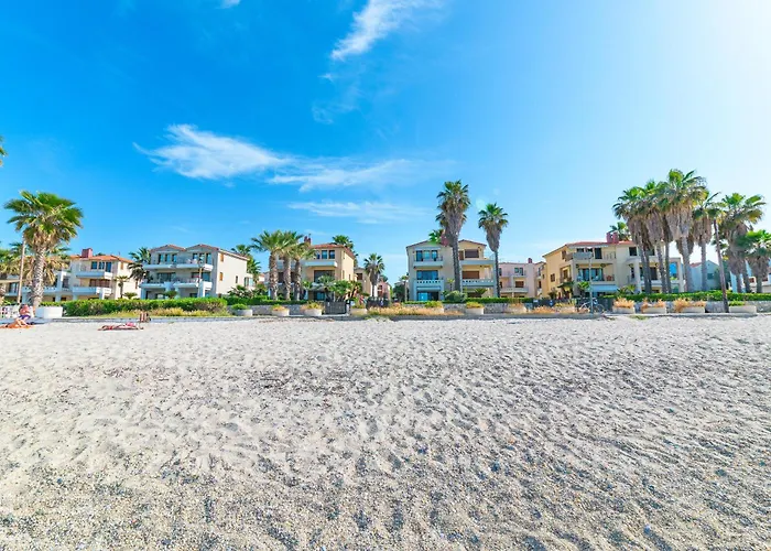 Iconic Marevia Beachfront * 佩科霍里